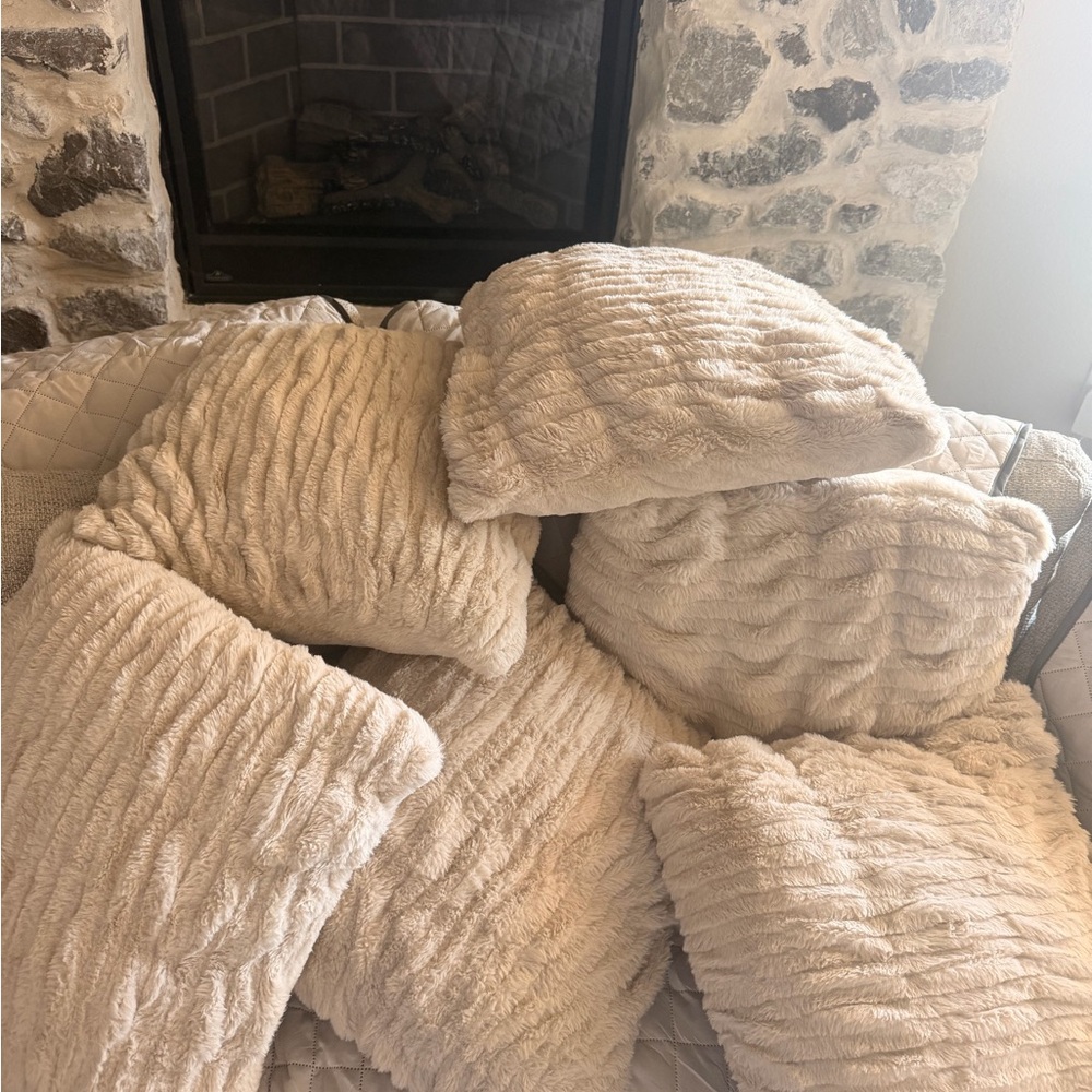 Elegant Cream Textured Pillows